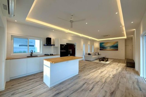 Villa in Hua Hin, Thailand 3 bedrooms № 176844 - photo 5