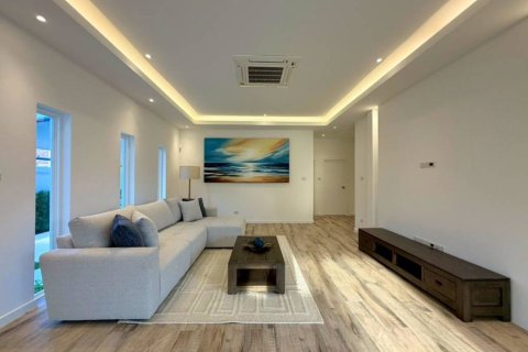 Villa in Hua Hin, Thailand 3 bedrooms № 176844 - photo 6