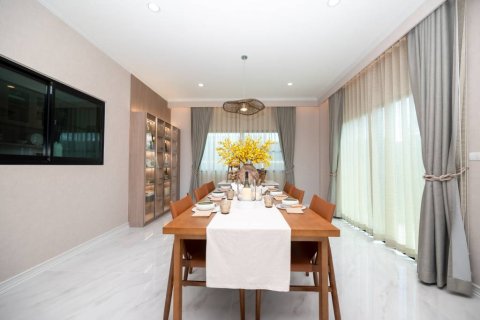 Villa in Hua Hin, Thailand 4 bedrooms № 176847 - photo 6
