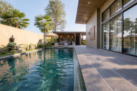 Villa in Surat Thani, Thailand 2 bedrooms № 176849 - photo 5