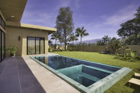 Villa in Surat Thani, Thailand 3 bedrooms № 176848 - photo 3