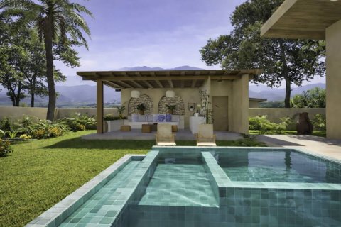 Villa in Surat Thani, Thailand 3 bedrooms № 176848 - photo 4