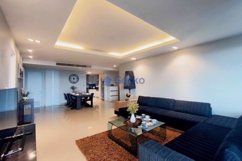 Condo in Pattaya, Thailand, 2 bedrooms  № 197329 - photo 3