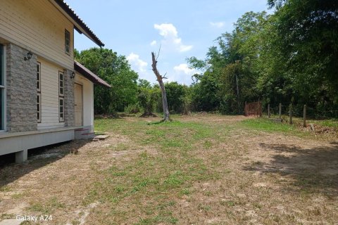 Maison à Nakhon Phanom, Thaïlande 2 chambres № 173609 - photo 3
