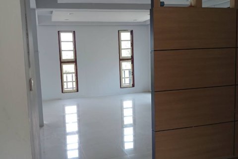 Maison à Nakhon Phanom, Thaïlande 2 chambres № 173609 - photo 4