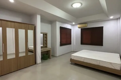 House in Pattaya, Thailand 3 bedrooms № 173604 - photo 11