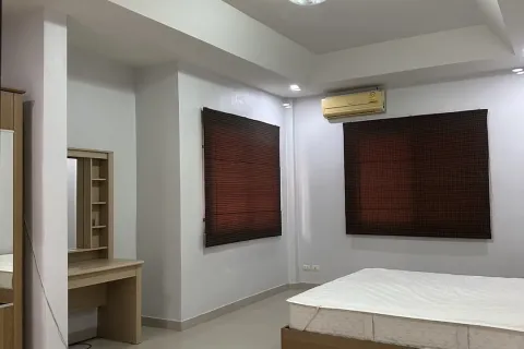 House in Pattaya, Thailand 3 bedrooms № 173604 - photo 10