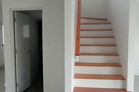 Maison à Bang Phli Yai, Thaïlande 4 chambres № 173607 - photo 7