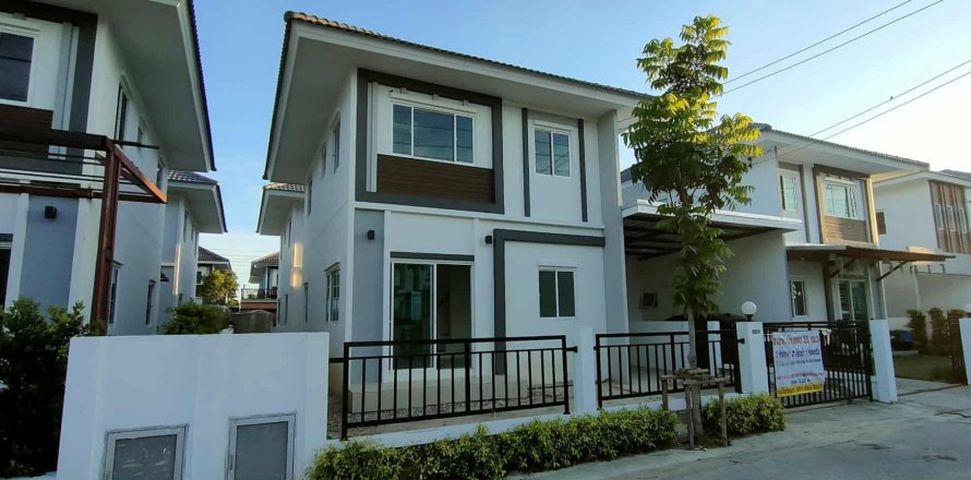 Maison à Bang Phli Yai, Thaïlande 4 chambres № 173607