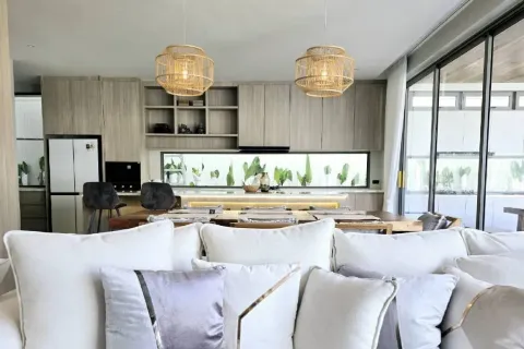 Villa à Phuket, Thaïlande 6 chambres № 161182 - photo 7