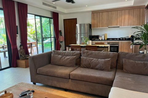 Villa in Phuket, Thailand 3 bedrooms № 153435 - photo 13