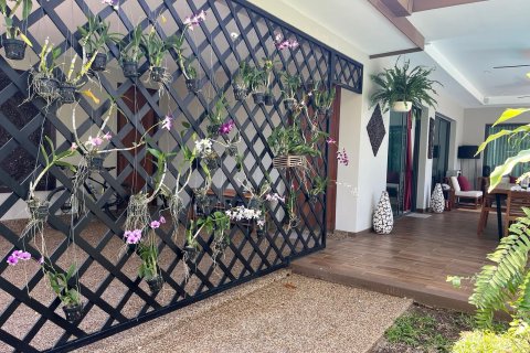 Villa in Phuket, Thailand 3 bedrooms № 153435 - photo 28