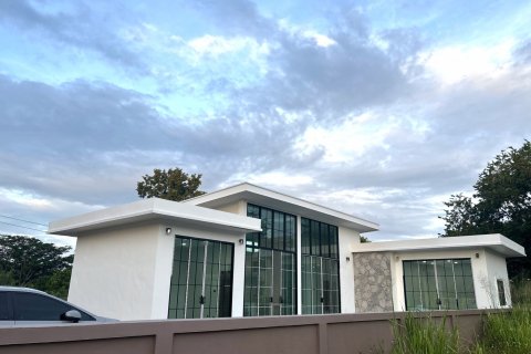 Вилла в Пак Чонге, Таиланд с 3 спальнями  № 162007 - фото 5