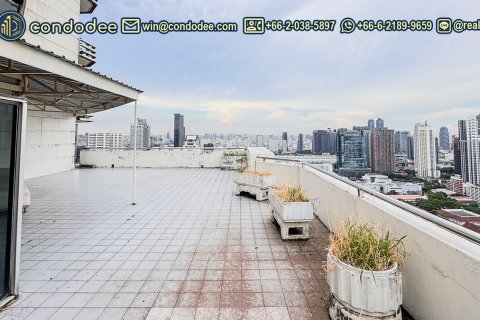 Condo à Watthana, Bangkok, Thaïlande, 2 chambres № 200549 - photo 10