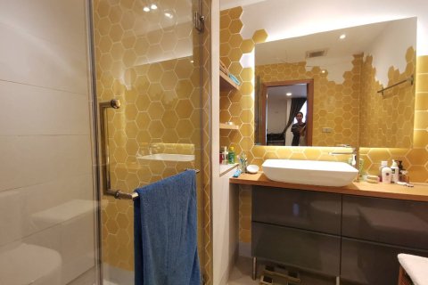 Condo à Watthana, Bangkok, Thaïlande, 3 chambres № 200548 - photo 4