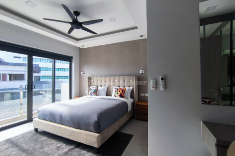 Maison à Pattaya, Thaïlande 3 chambres № 146559 - photo 11