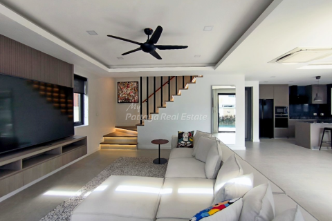 Maison à Pattaya, Thaïlande 3 chambres № 146559 - photo 10