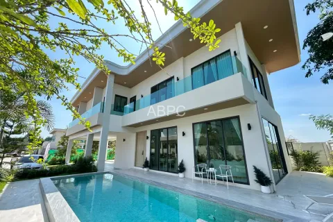 Maison à Pattaya, Thaïlande 4 chambres № 212087