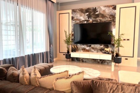 Вилла в Паттайе, Таиланд с 3 спальнями № 134166 - фото 4