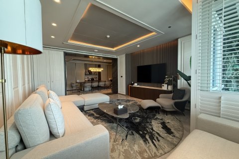 Кондоминиум с 6 спальнями в Бангкоке, Таиланд № 134171 - фото 1