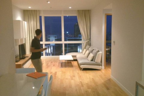 Condo in Khlong Toei, Bangkok, Thailand, 2 bedrooms  № 156834