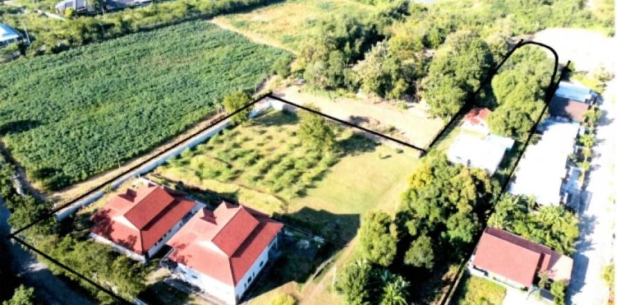 Земельный участок в Саттахипе, Таиланд № 156833