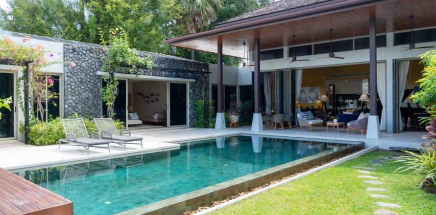 Villa in Bang Tao, Thailand 5 bedrooms № 156835