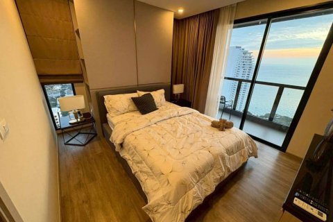 Condo à Bang Lamung, Thaïlande, 2 chambres № 156837 - photo 6