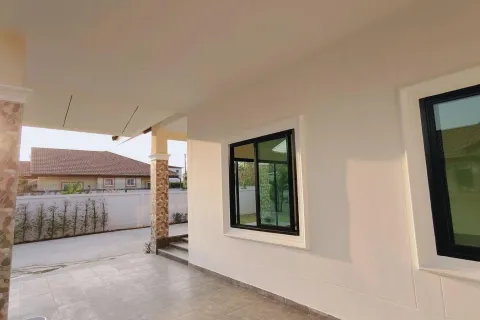 House in Pattaya, Thailand 3 bedrooms № 155583 - photo 8