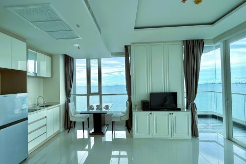 Appartement à Pattaya, Thaïlande 1 chambre № 155585 - photo 2