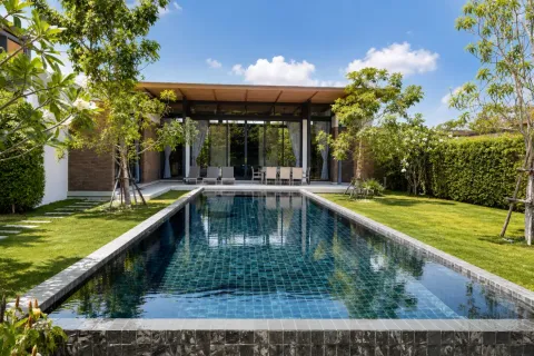 Villa in Phuket, Thailand 4 bedrooms № 190698