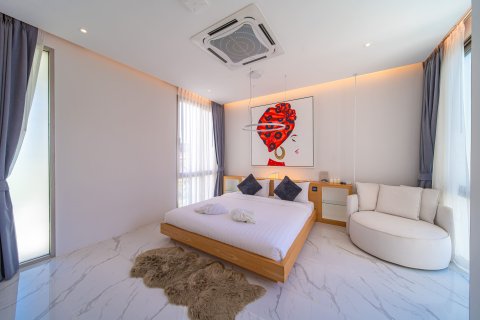 Villa in Phuket, Thailand 3 bedrooms № 148639 - photo 8