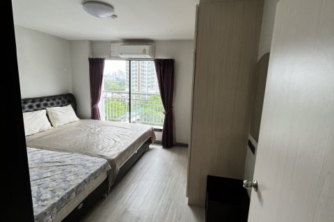 Condo à Watthana, Bangkok, Thaïlande, 3 chambres  № 139616 - photo 27