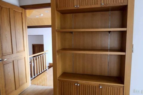 Дом в Ваттхане, Бангкок, Таиланд с 4 спальнями  № 151776 - фото 11