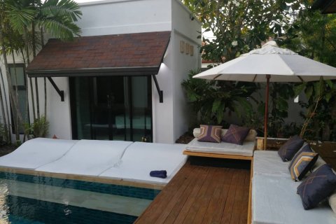 Villa in Phuket, Thailand 3 bedrooms № 151775 - photo 9
