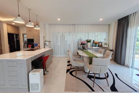 Дом в Ханг Донге, Таиланд с 5 спальнями  № 151779 - фото 23