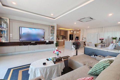 Дом в Ханг Донге, Таиланд с 5 спальнями  № 151779 - фото 25