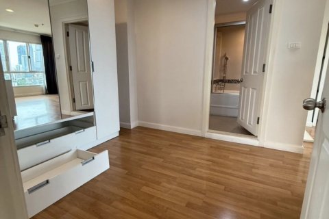 Кондоминиум с 3 спальнями в Ян Наве, Бангкок, Таиланд № 148446 - фото 8