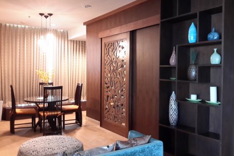 Condo in Khlong San, Bangkok, Thailand, 2 bedrooms  № 148281 - photo 2