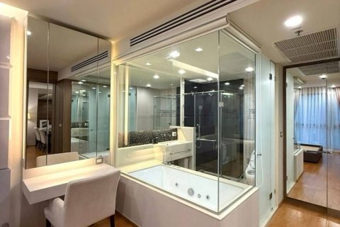 Studio in the Condo in Bang Rak, Bangkok, Thailand  № 148285 - photo 5