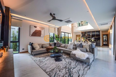 Studio in Bang Lamung, Thailand № 26113 - photo 6