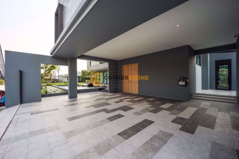 Studio in Bang Lamung, Thailand № 26113 - photo 4