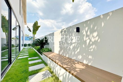 House in Pattaya, Thailand 4 bedrooms № 198205 - photo 23