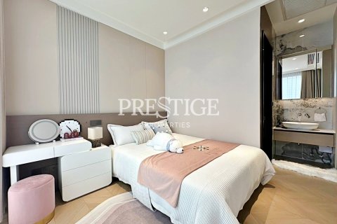 House in Pattaya, Thailand 4 bedrooms № 198205 - photo 21