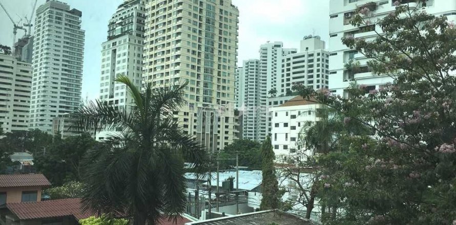 Condo à Watthana, Bangkok, Thaïlande, 2 chambres  № 141874