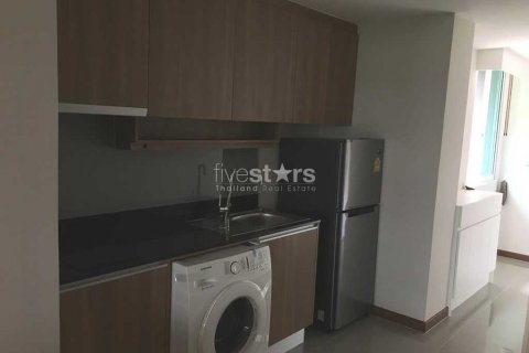 Condo à Watthana, Bangkok, Thaïlande, 2 chambres  № 141874 - photo 3