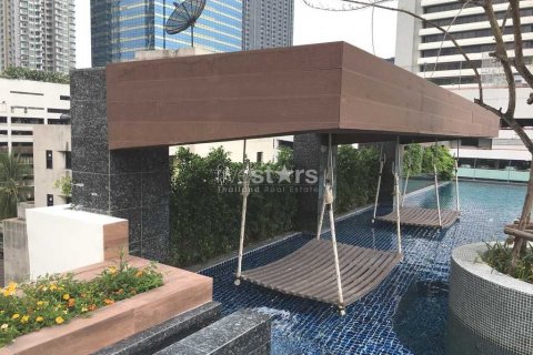 Condo à Watthana, Bangkok, Thaïlande, 2 chambres  № 141874 - photo 9