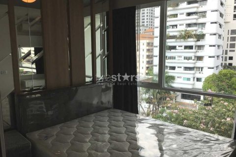 Condo à Watthana, Bangkok, Thaïlande, 2 chambres  № 141874 - photo 4