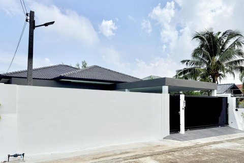 House in Pattaya, Thailand 3 bedrooms № 150995 - photo 3