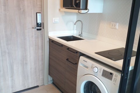 Студия в кондо в Хуай Кванге, Бангкок, Таиланд № 154049 - фото 6